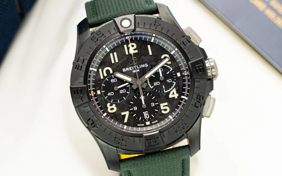 Breitling Super Avenger „Night Mission“
